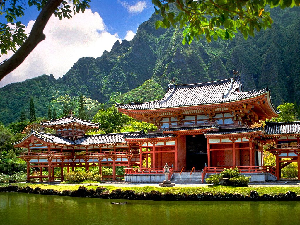 Byodo-In Temple, Oahu, Hawaii